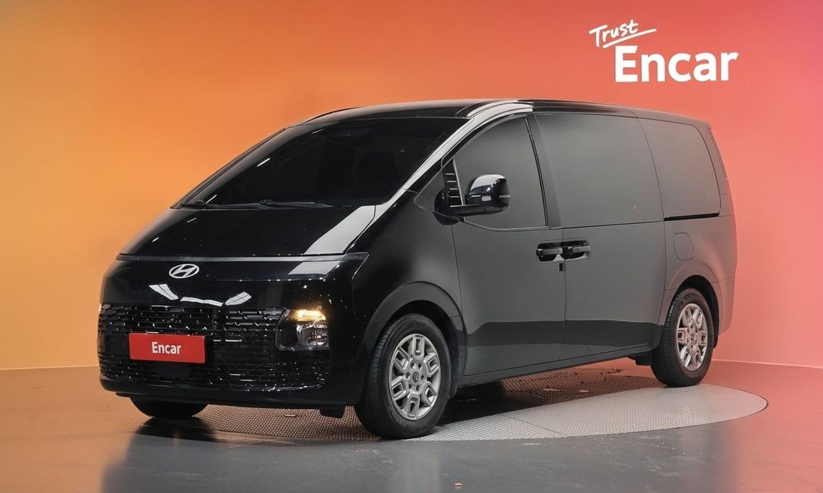 Hyundai Staria 2025