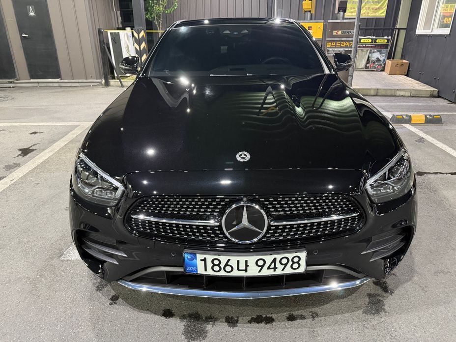 Mercedes-Benz E-Class 2022