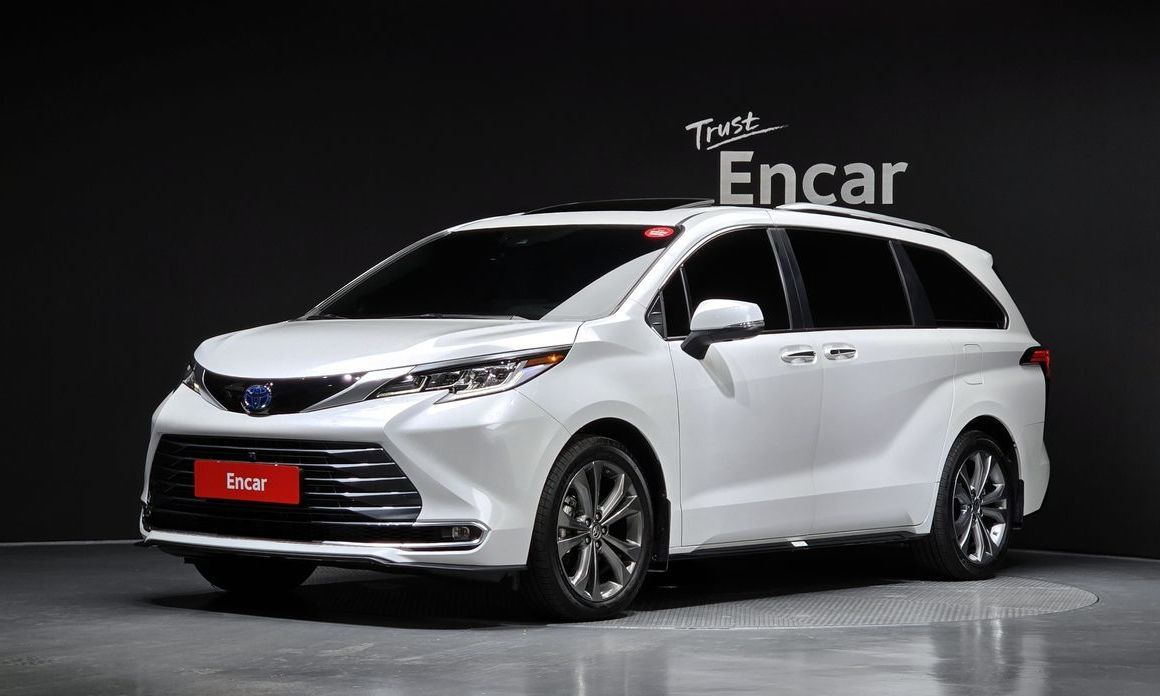 Toyota Sienna 2024