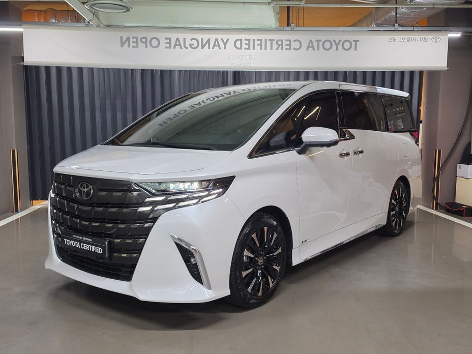 Toyota Alphard 2025