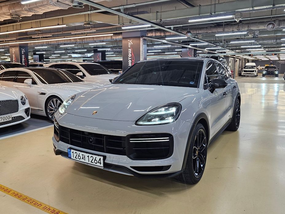 Porsche Cayenne 2022