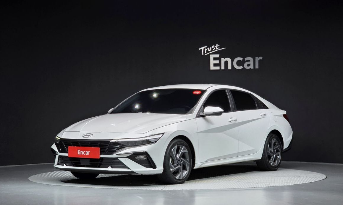 Hyundai AVANTE 2024