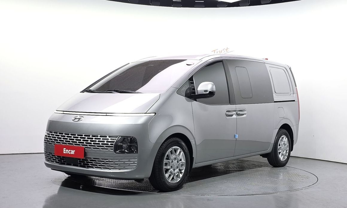 Hyundai Staria 2022