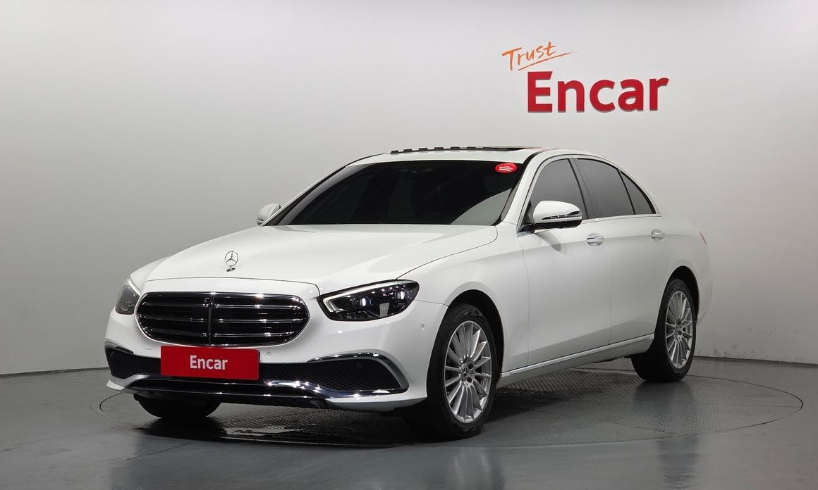 Mercedes-Benz E-Class 2021