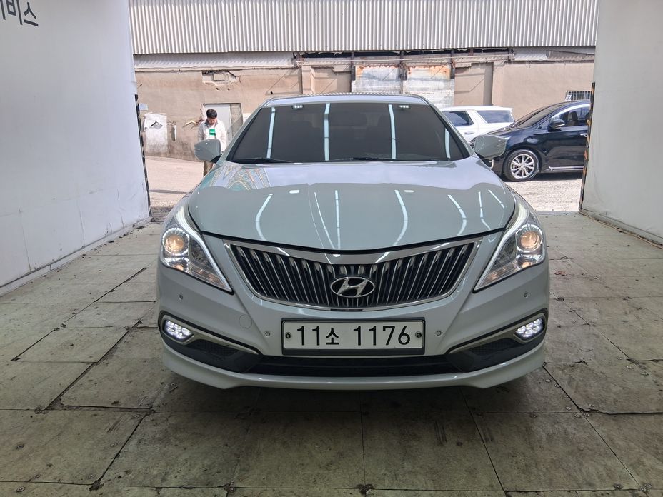 Hyundai Grandeur 2015