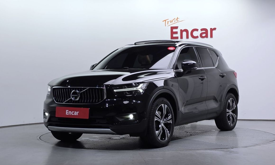 Volvo XC40 2021