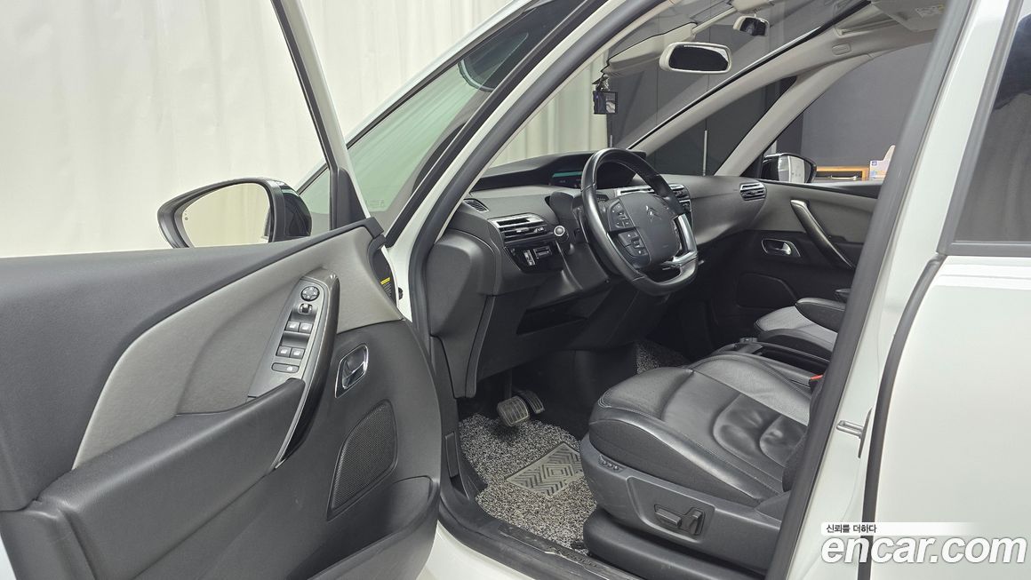 Citroen-DS C4 SpaceTourer 2021