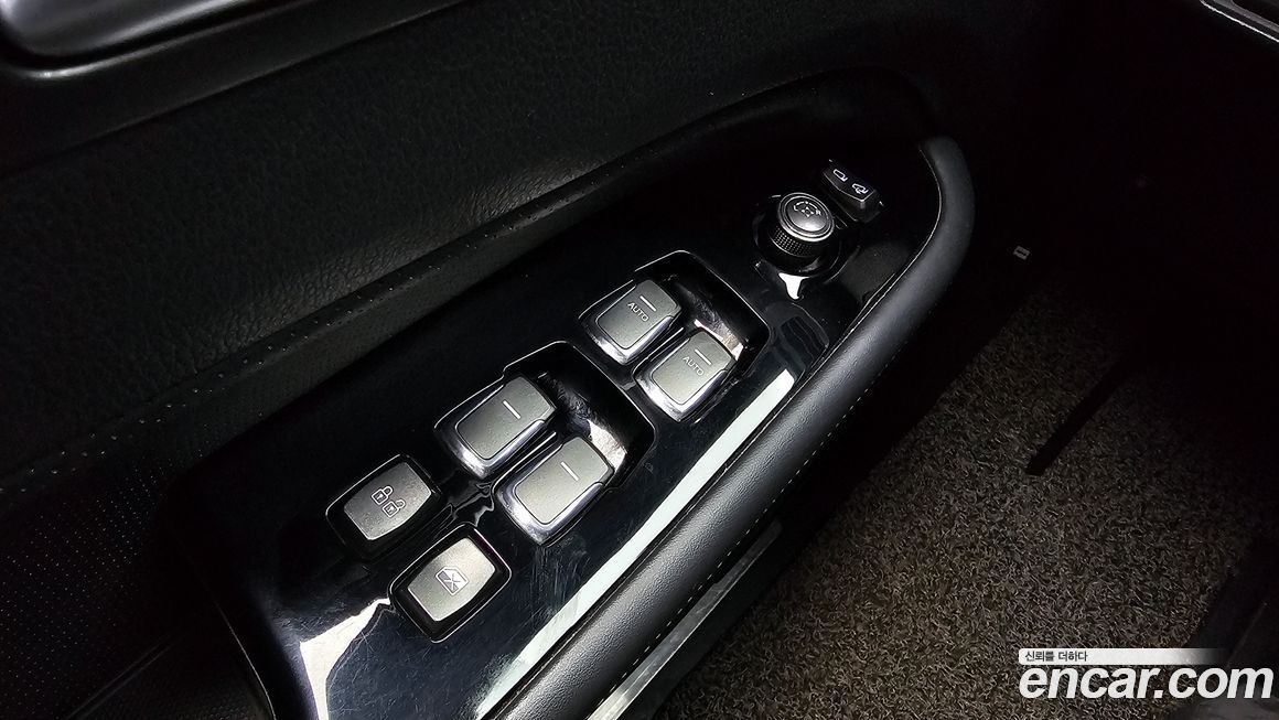 KG_Mobility_Ssangyong Rexton 2020