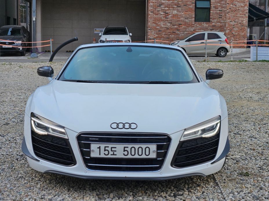 Audi R8 2015