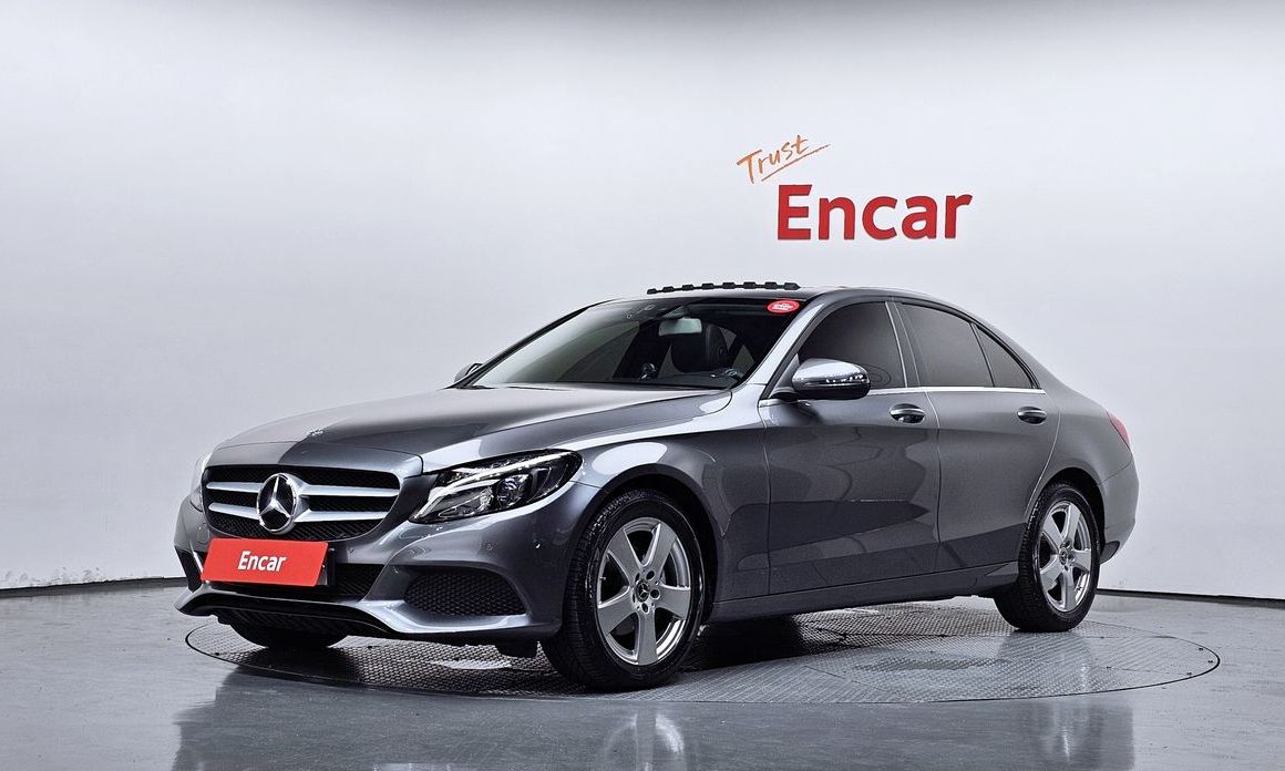 Mercedes-Benz C-Class 2018