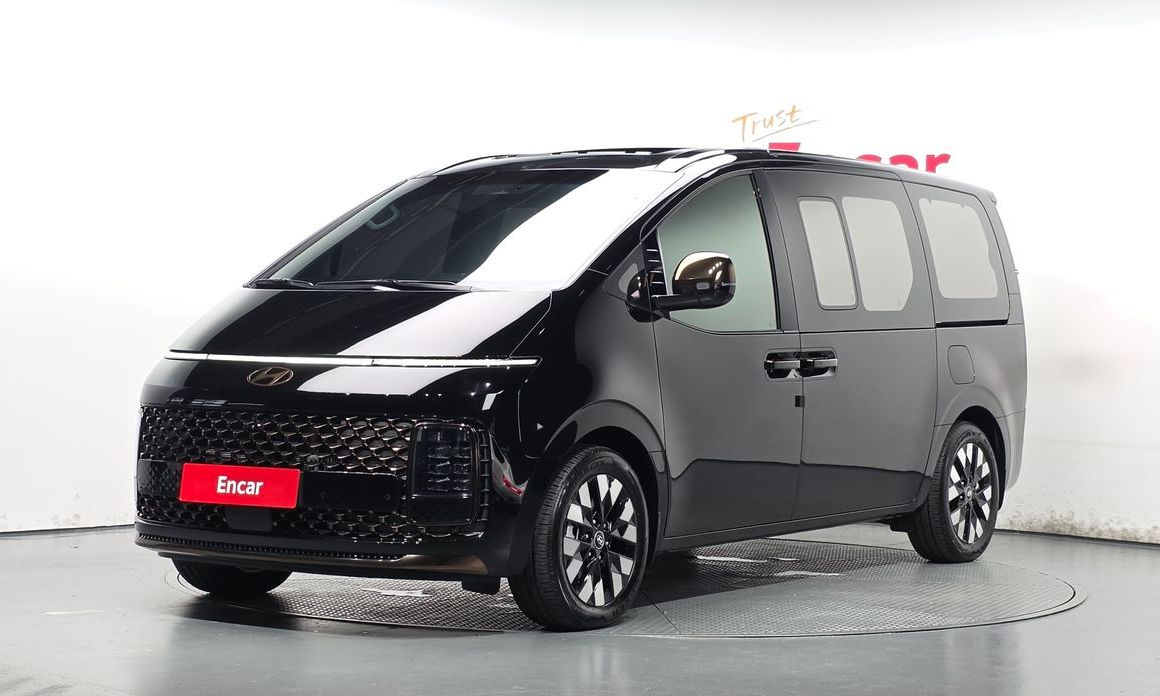 Hyundai Staria 2025