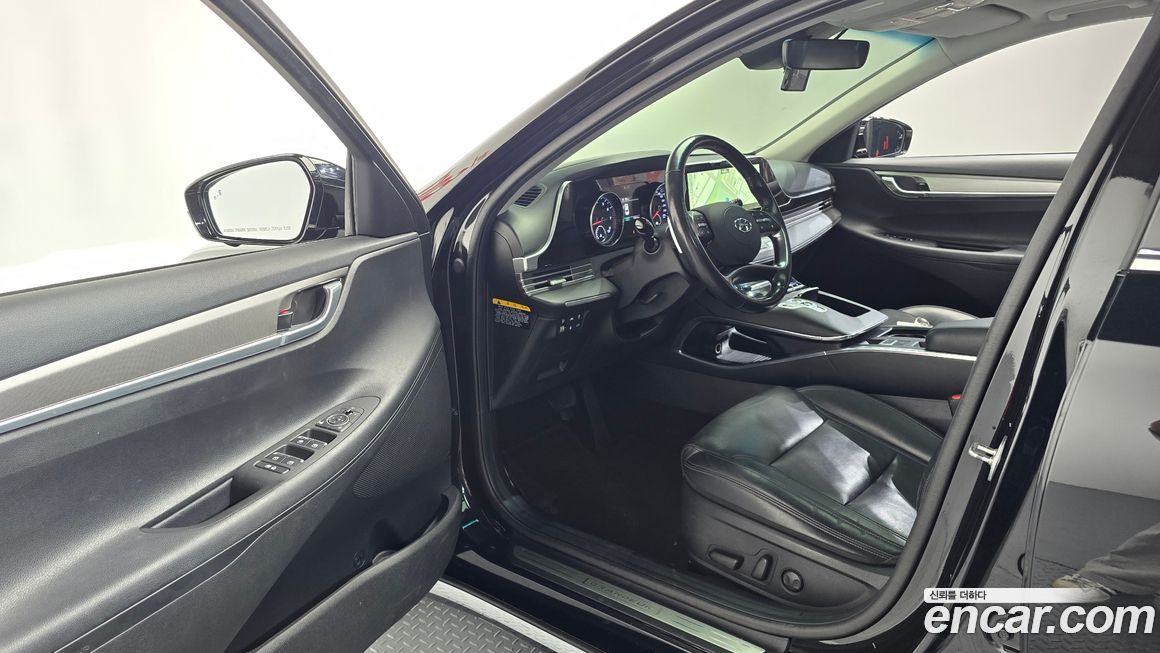 Hyundai Grandeur 2020