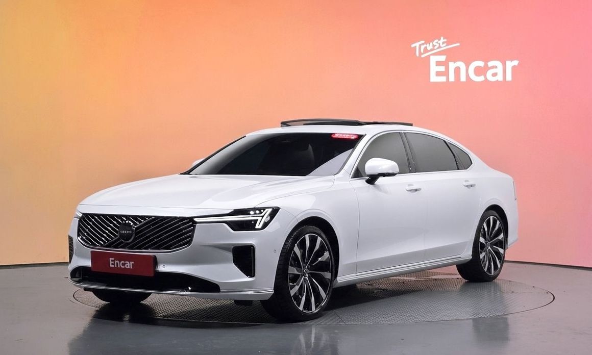 Volvo S90 2026
