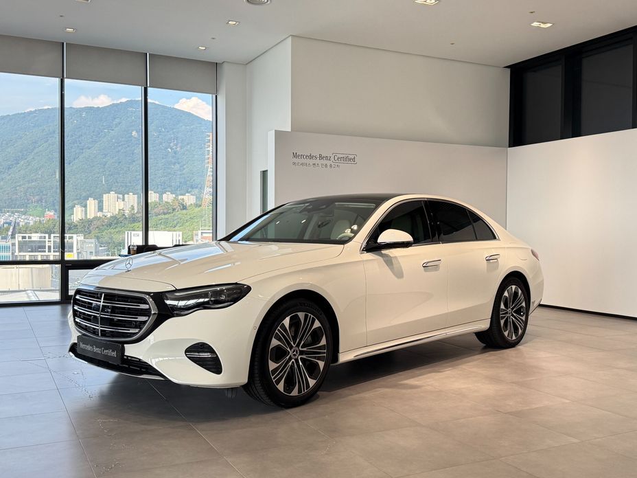 Mercedes-Benz E-Class 2026
