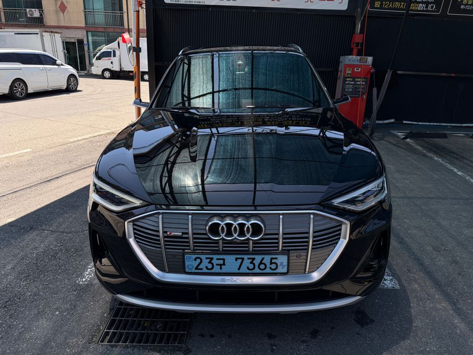 Audi e-tron 2022