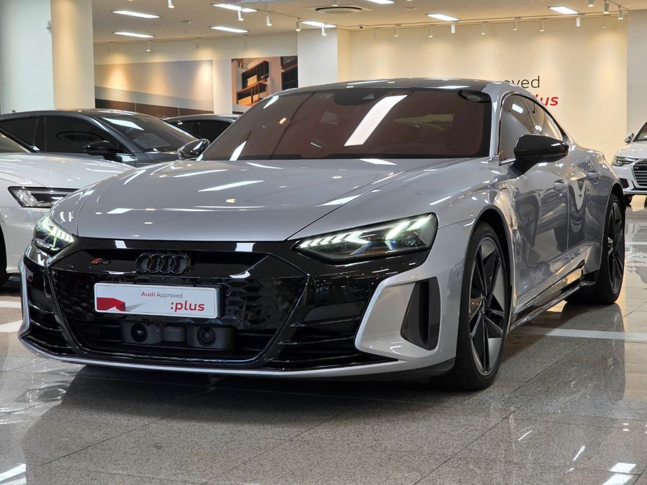 Audi RS e-tron GT 2022
