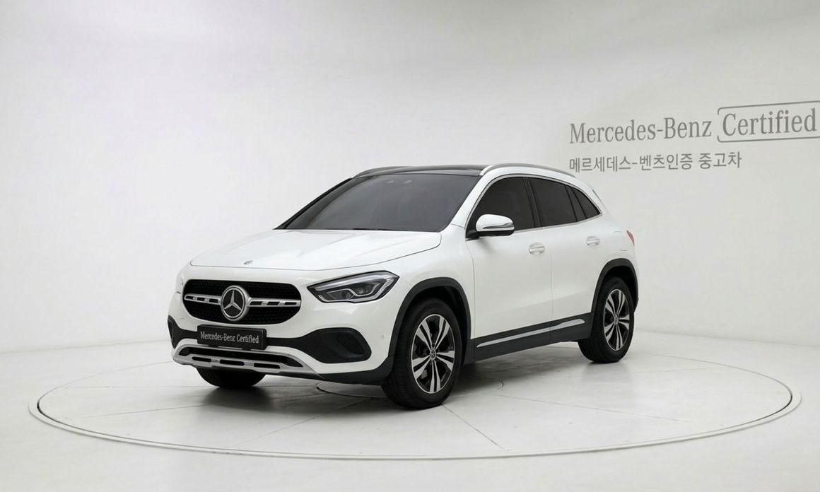 Mercedes-Benz GLA-Class 2021