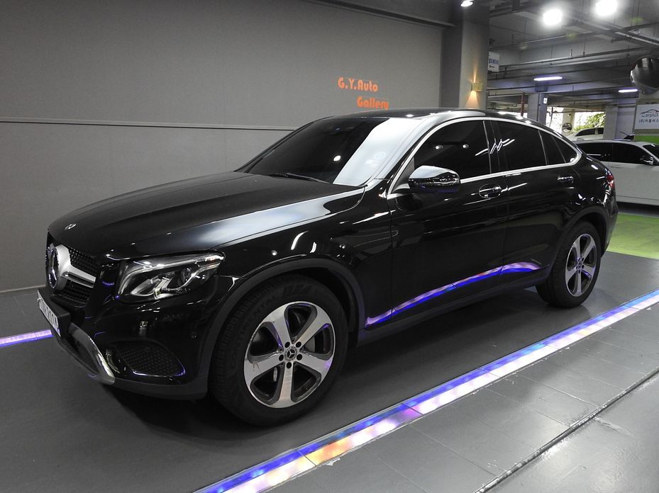 Mercedes-Benz GLC-Class 2019