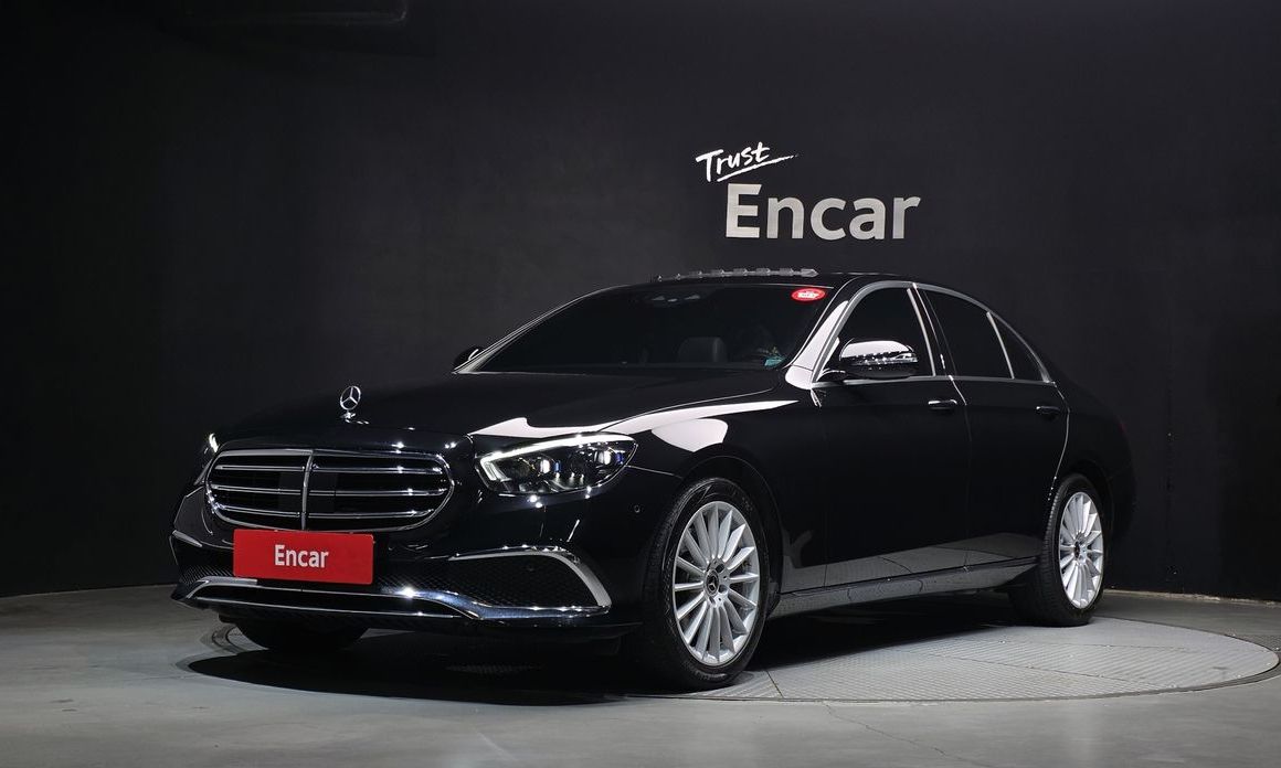 Mercedes-Benz E-Class 2021