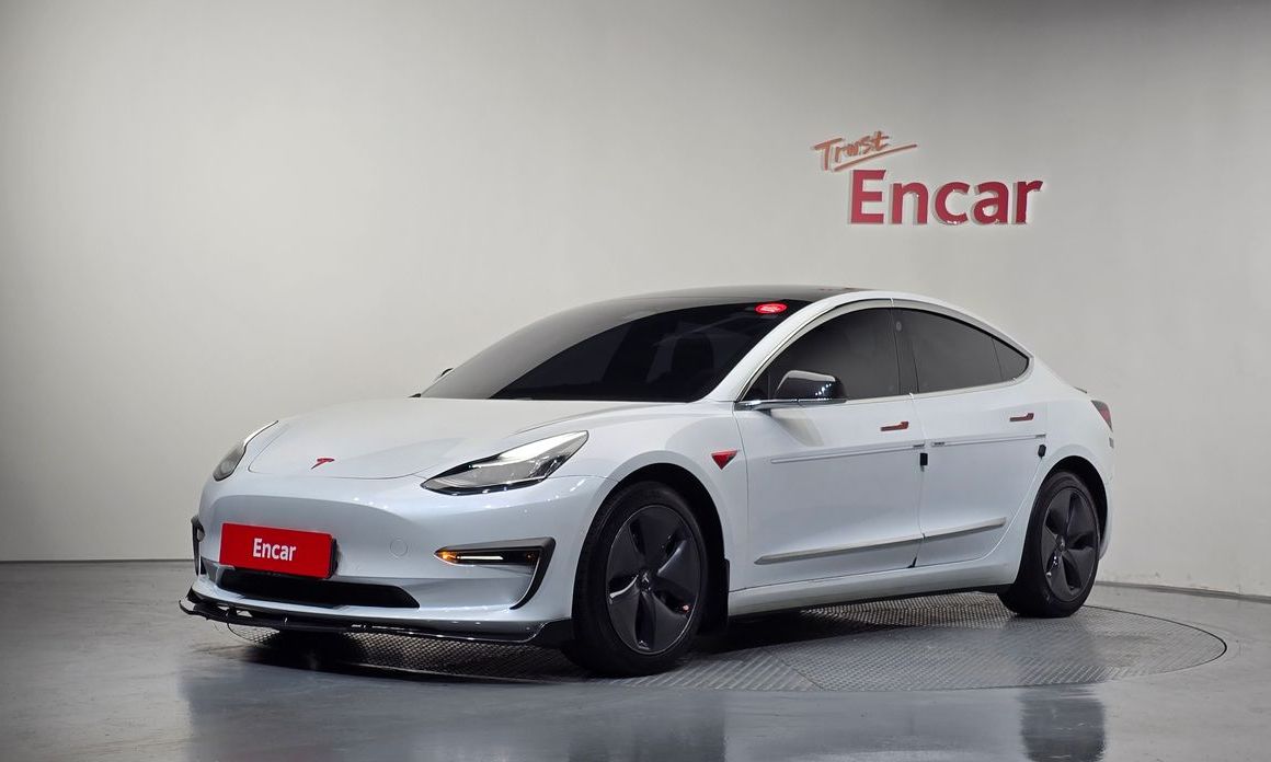 Tesla Model 3 2020