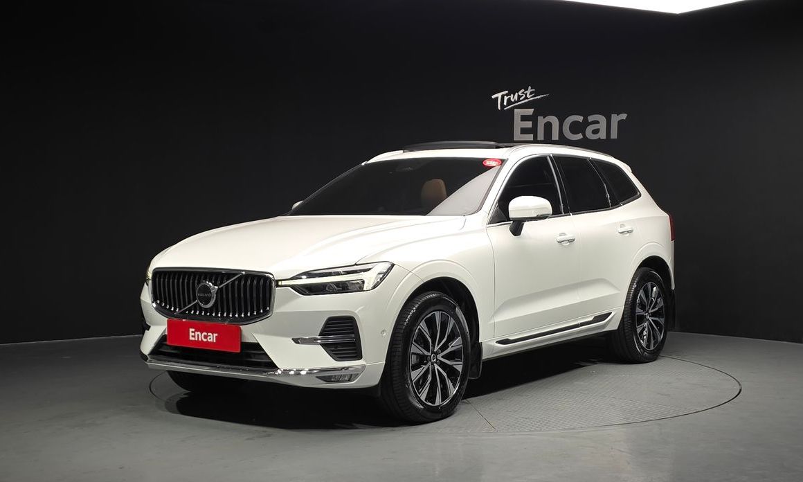 Volvo XC60 2025