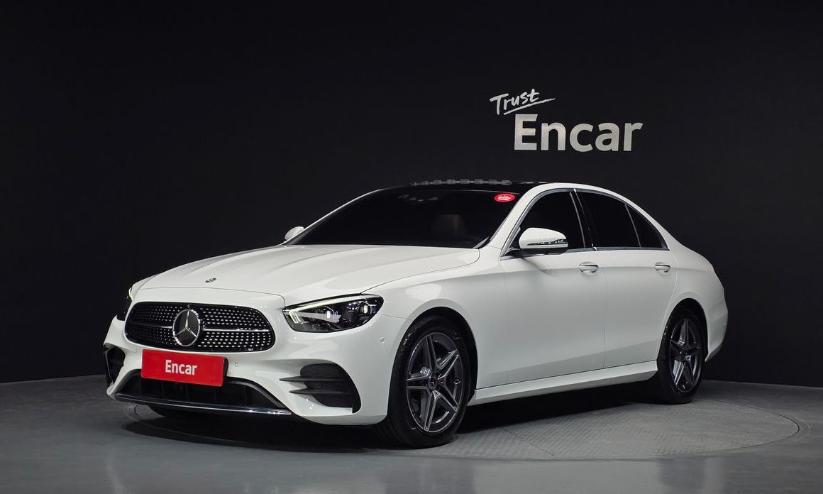 Mercedes-Benz E-Class 2023