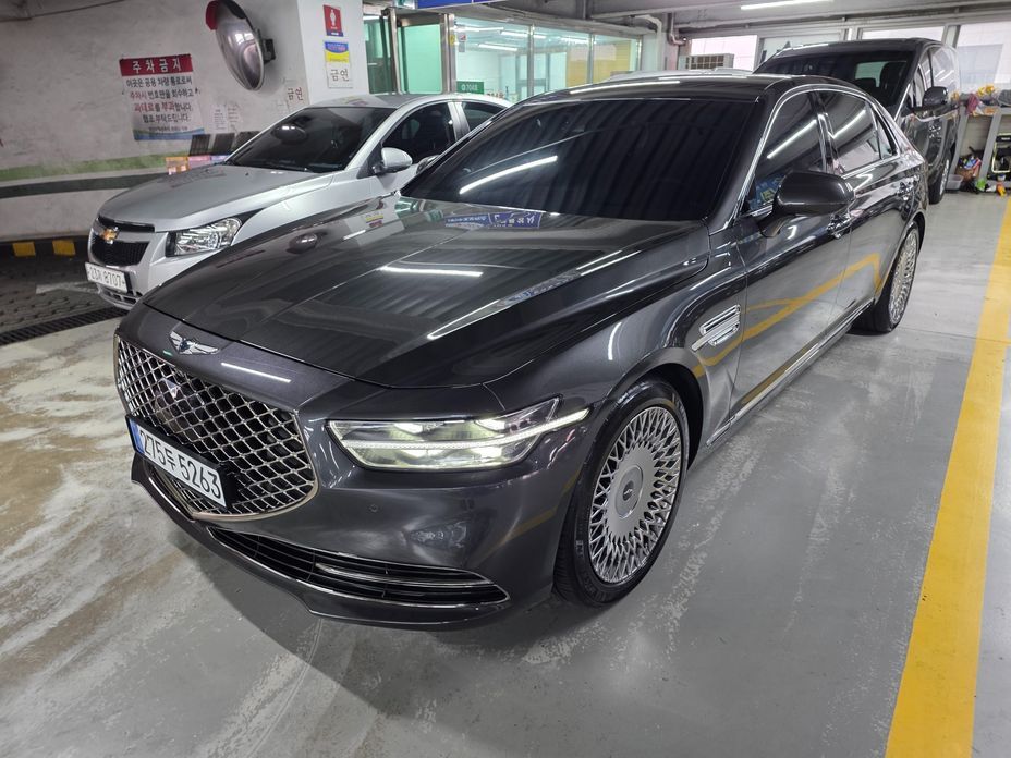 Genesis G90 2022