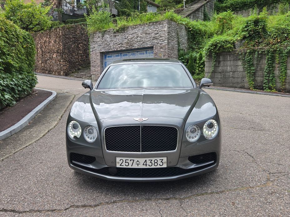Bentley Flying Spur 2018
