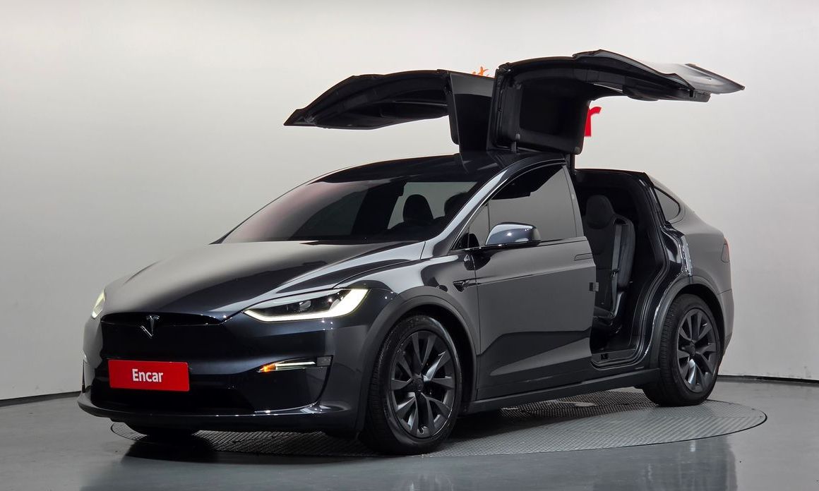 Tesla Model X 2024