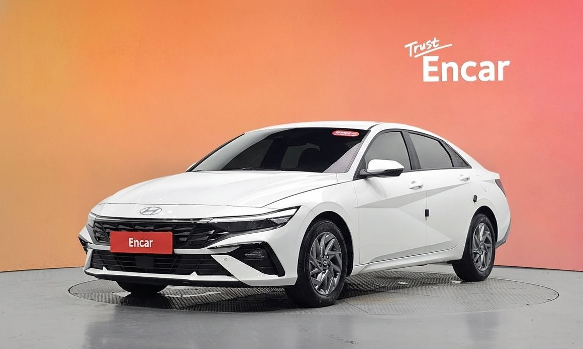 Hyundai AVANTE 2024