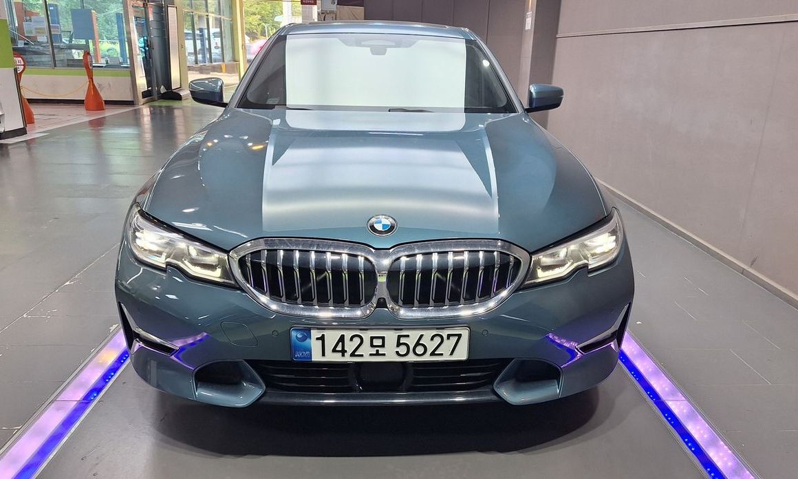 BMW 3-Series 2021