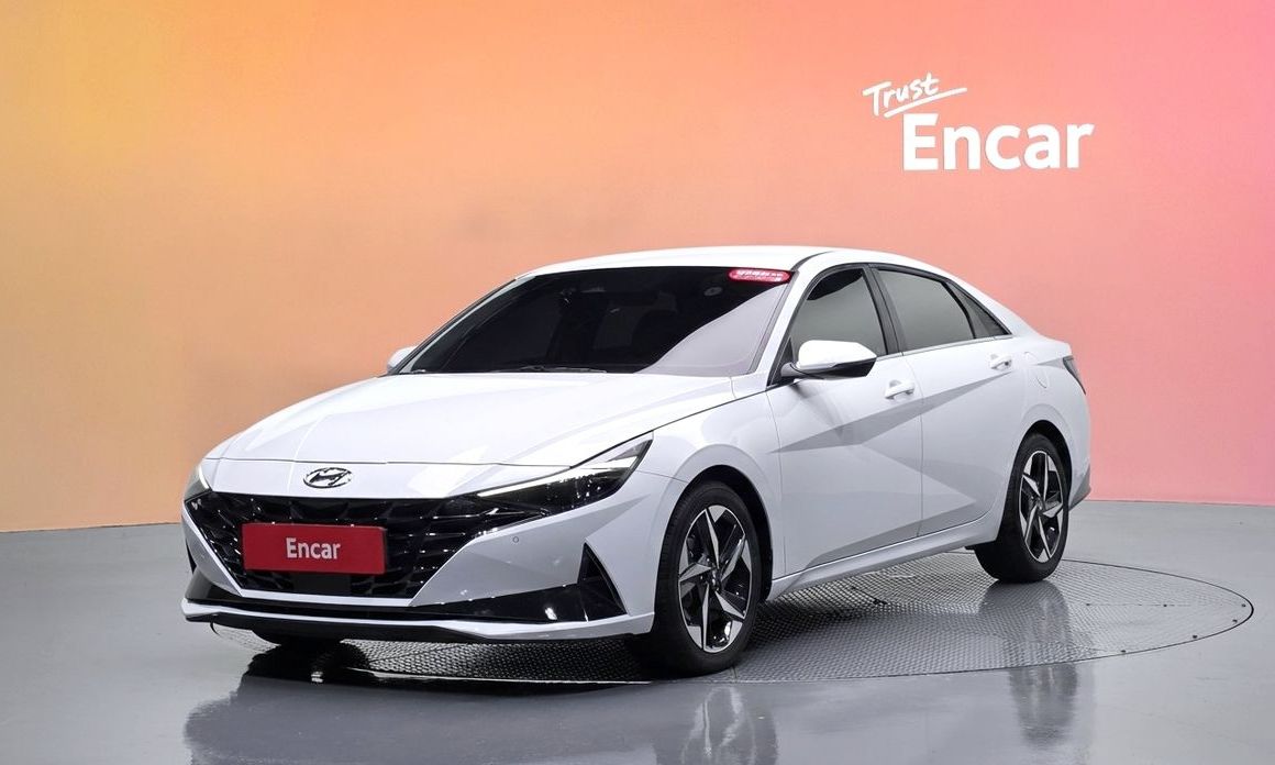 Hyundai AVANTE 2021