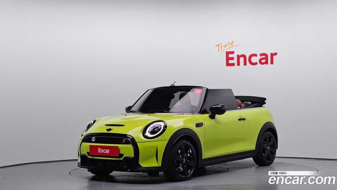 Mini Cooper Convertible 2022