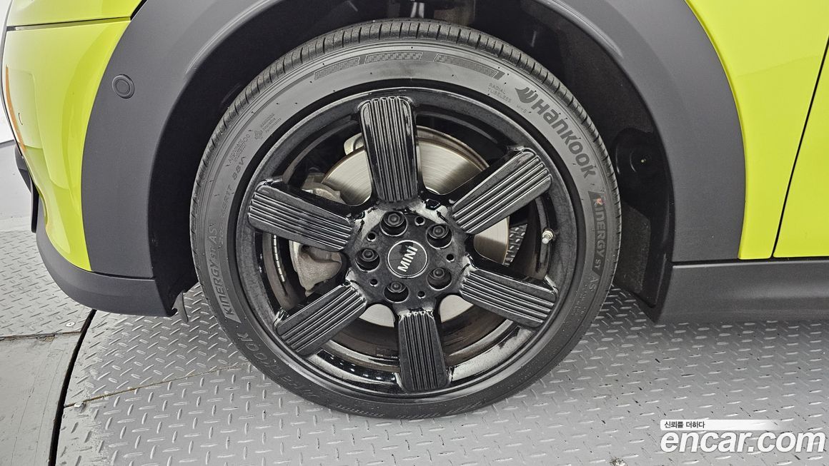 Mini Cooper Convertible 2022