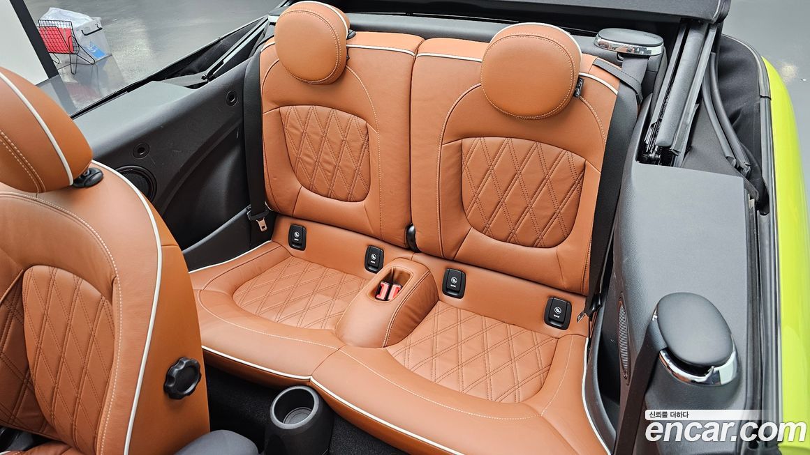 Mini Cooper Convertible 2022