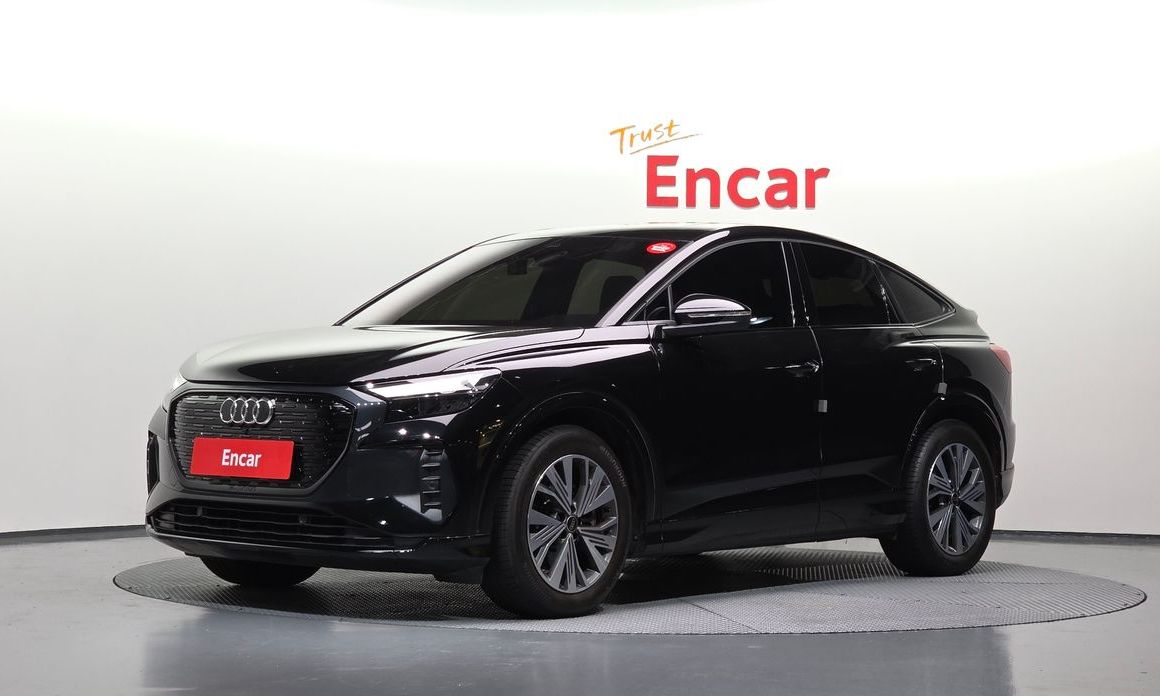 Audi Q4 e-tron 2023