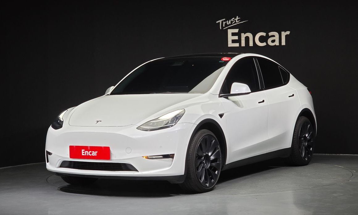 Tesla Model Y 2022