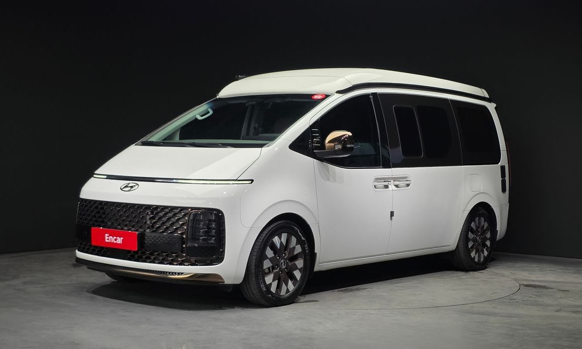 Hyundai Staria 2024