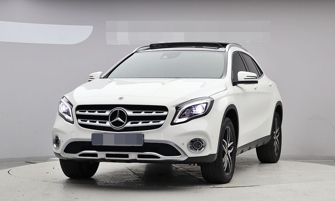 Mercedes-Benz GLA-Class 2019