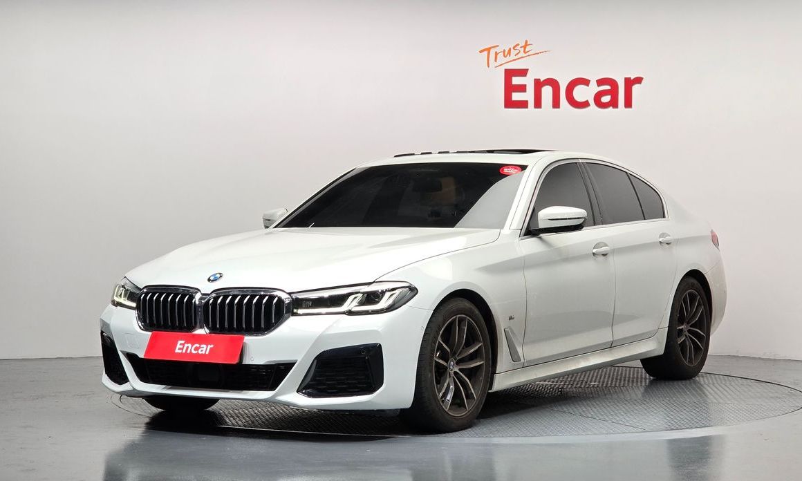 BMW 5-Series 2023