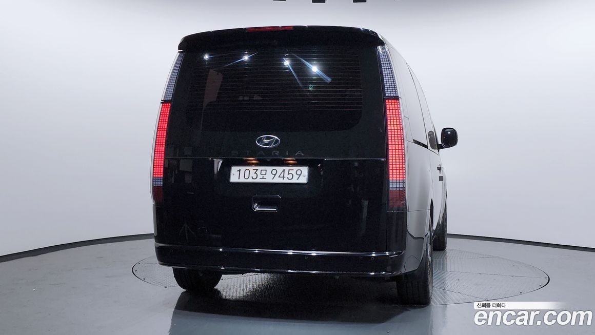 Hyundai Staria 2022