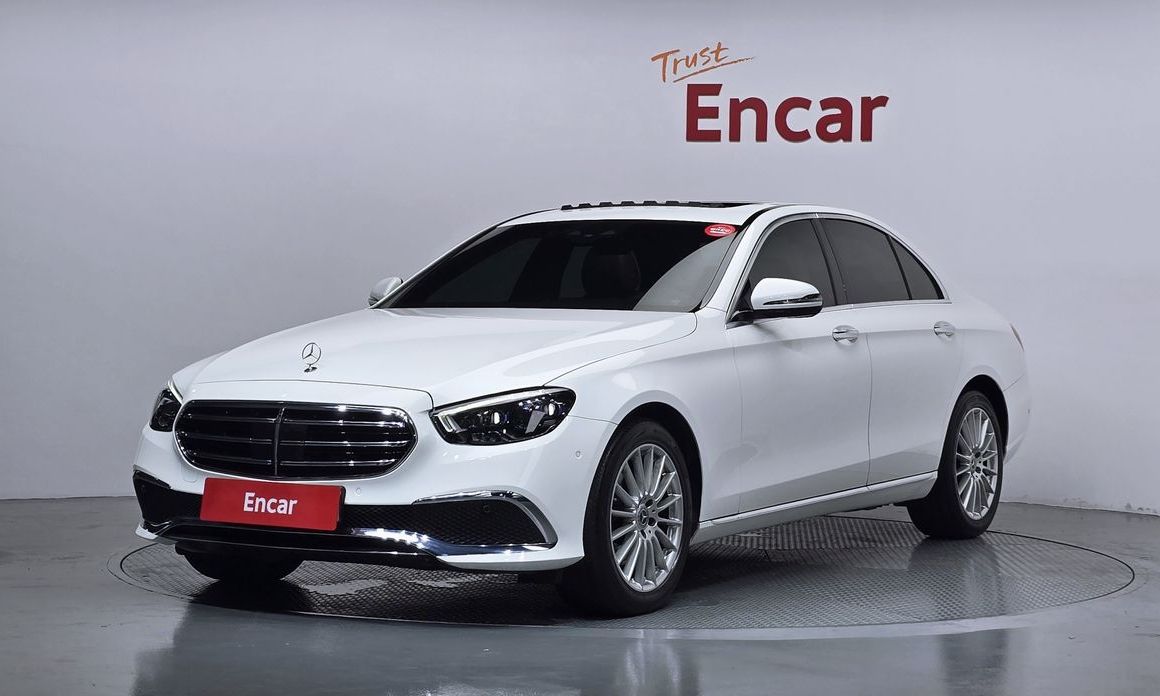 Mercedes-Benz E-Class 2021