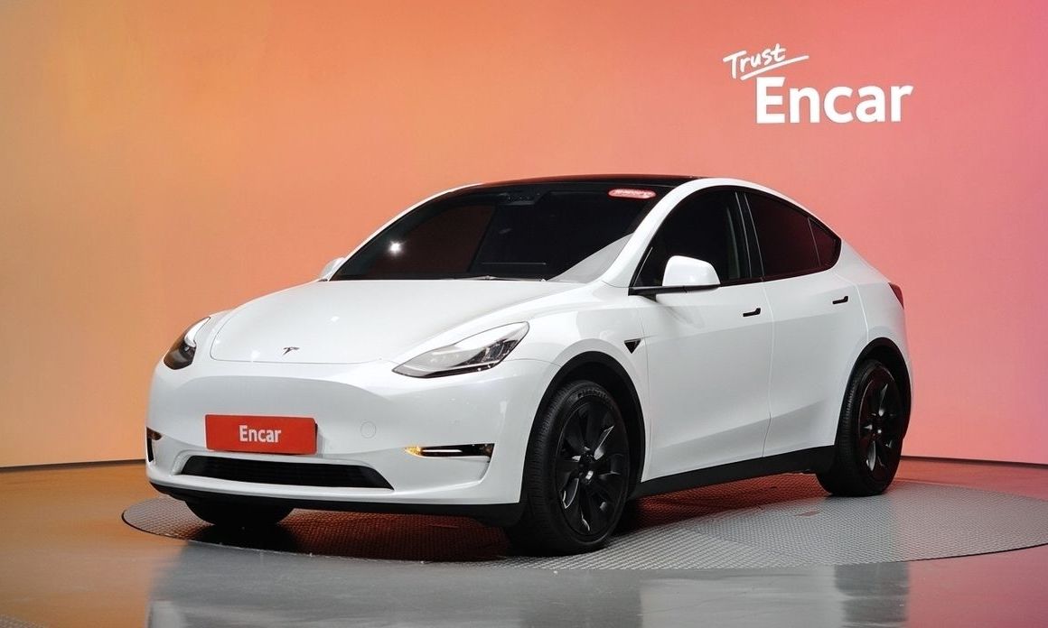 Tesla Model Y 2021