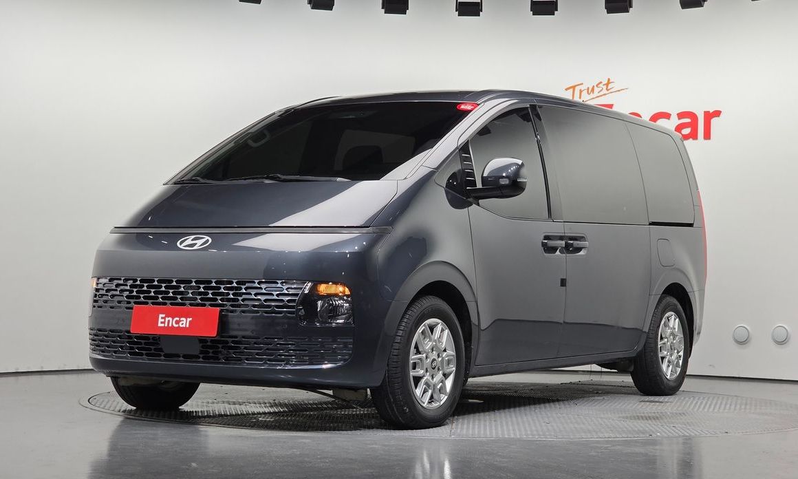 Hyundai Staria 2025