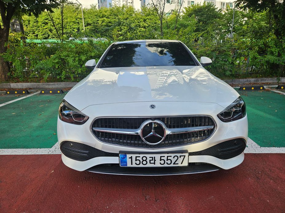 Mercedes-Benz C-Class 2023