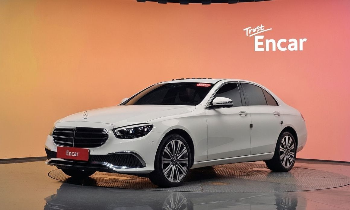 Mercedes-Benz E-Class 2023