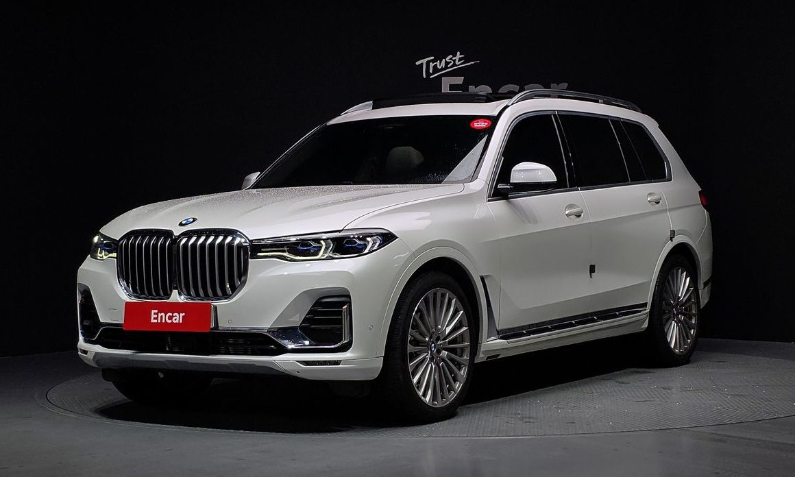 BMW X7 2021