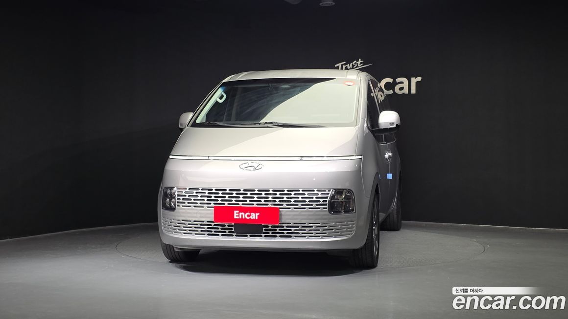 Hyundai Staria 2022