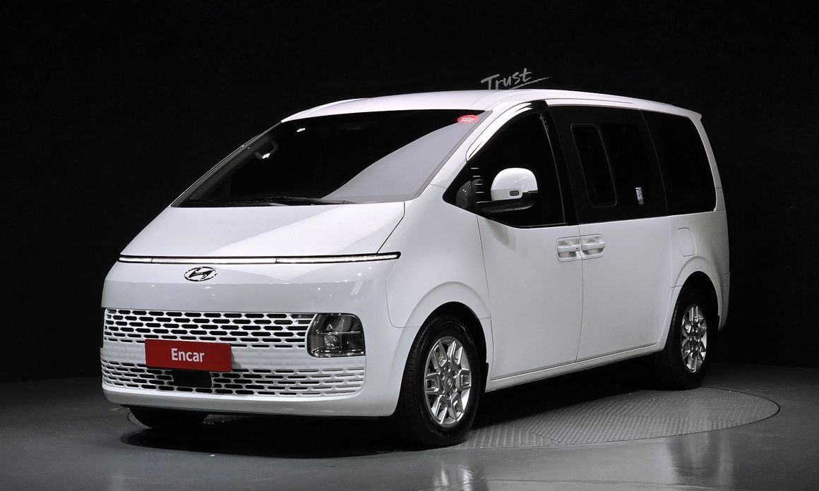 Hyundai Staria 2024