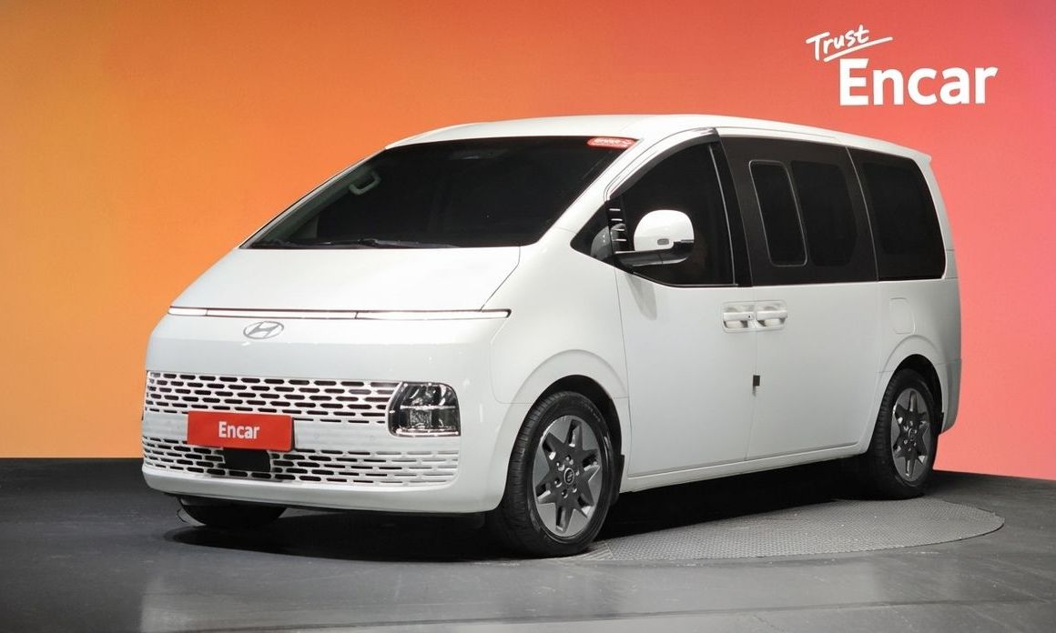 Hyundai Staria 2025